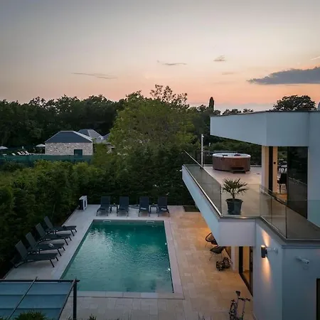 Zorina Heated Pool 45 M2, Jacuzzi & Sauna Sveti Ivan (Istria)