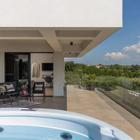Zorina Heated Pool 45 M2, Jacuzzi & Sauna * Sveti Ivan (Istria)