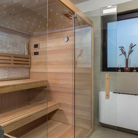 Willa Zorina Heated Pool 45 M2, Jacuzzi & Sauna *